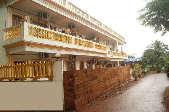 Sea Shore Beach Resort Calangute Beach Bardez Goa Book